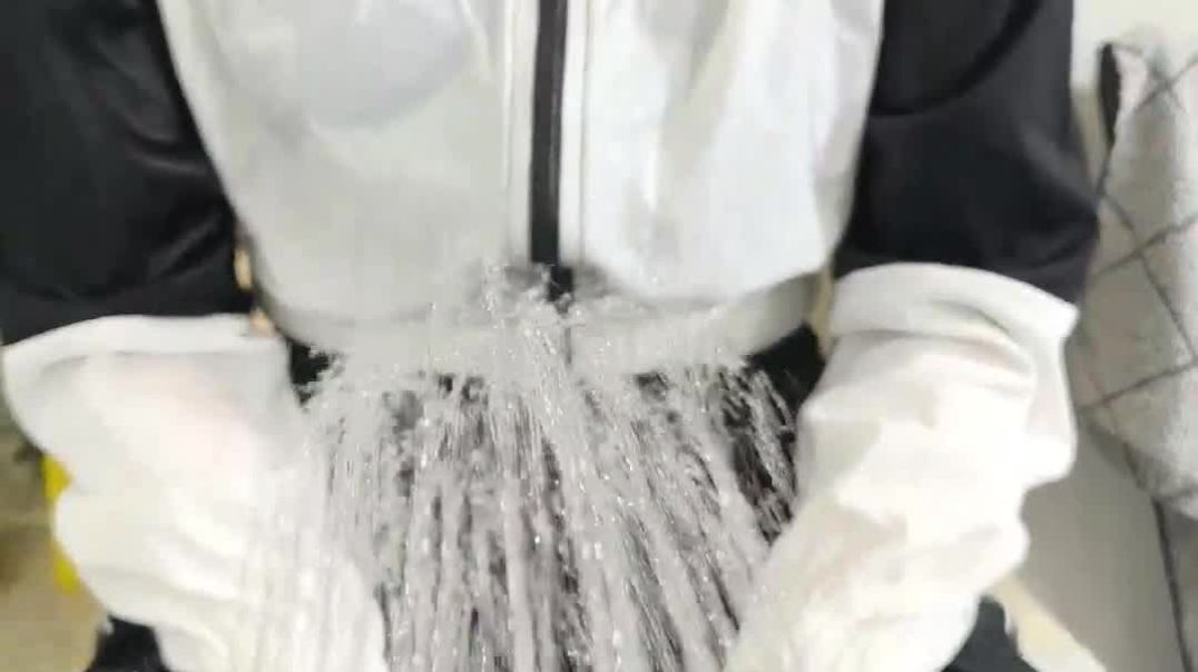 ⁣Bathing with Sarah POV - Trailer